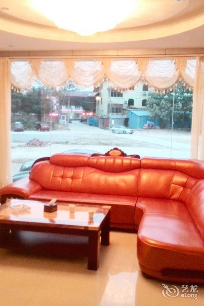 Guilin Tianyi Business Hotel מראה חיצוני תמונה