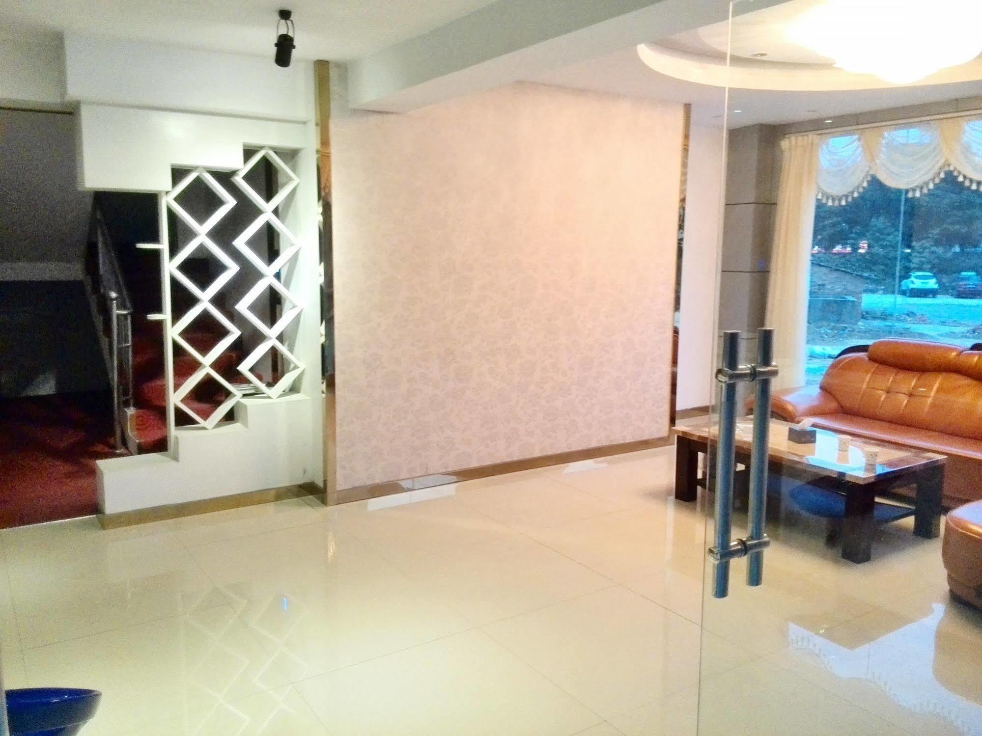 Guilin Tianyi Business Hotel מראה חיצוני תמונה