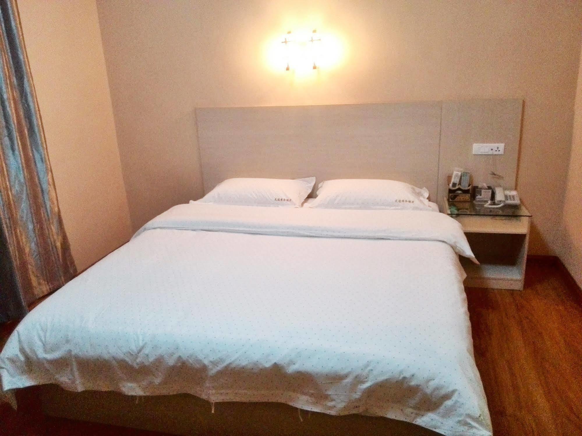 Guilin Tianyi Business Hotel מראה חיצוני תמונה